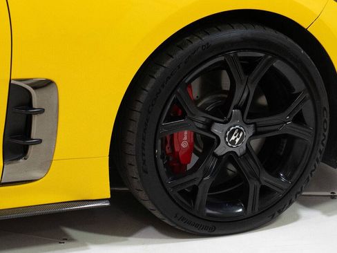 Used 2018 Kia Stinger GT2 AWD/4WD image 36
