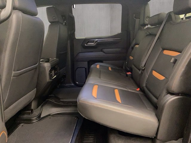 Used 2022 GMC Sierra 1500 AT4 AWD/4WD image 9