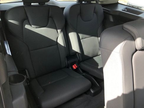 New 2026 Volvo XC90 B6 Plus w/ Protection Package Premier image 38