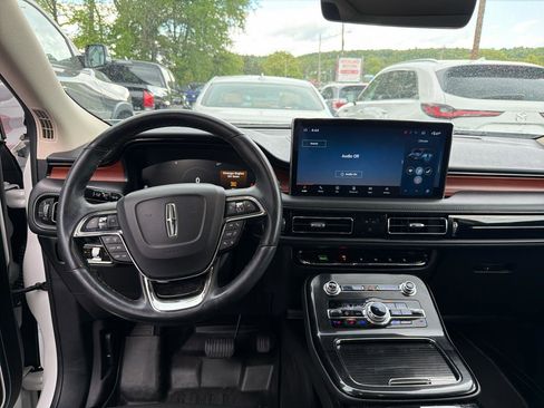 Used 2022 Lincoln Nautilus Reserve AWD/4WD image 21