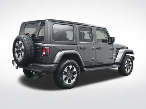 Used 2021 Jeep Wrangler Unlimited Sahara AWD/4WD image 5