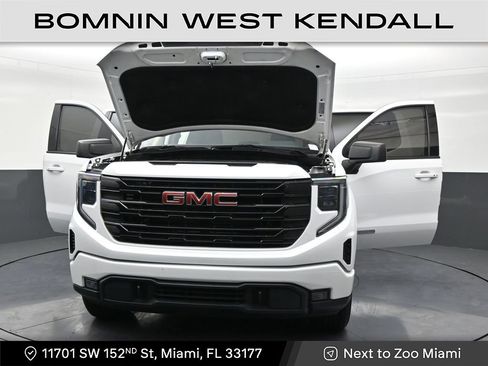 Used 2023 GMC Sierra 1500 Elevation image 34