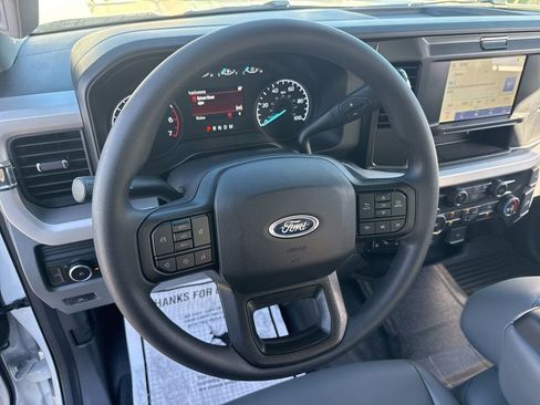 New 2026 Ford F250 XL w/ XL Chrome Package image 12