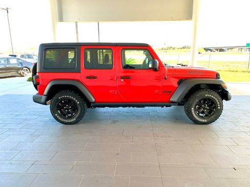 Used 2021 Jeep Wrangler Unlimited Sport image 4