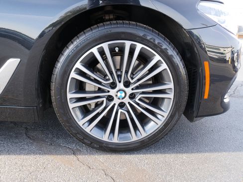 Used 2019 BMW 540i image 10