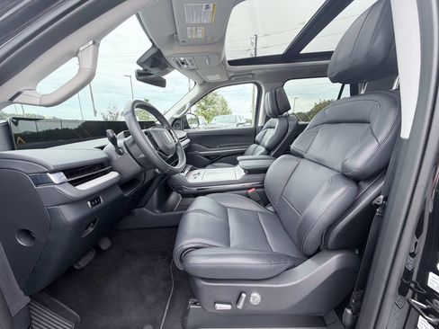 Used 2026 Lincoln Navigator Reserve AWD/4WD image 23