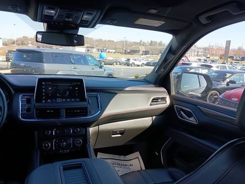 Used 2024 Chevrolet Tahoe RST w/ Luxury Package AWD/4WD image 11