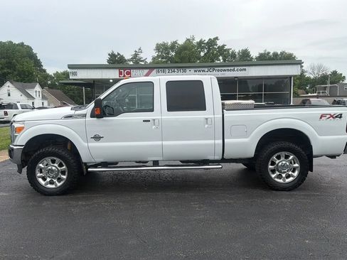 Used 2016 Ford F250 Lariat w/ Lariat Interior Package AWD/4WD image 8