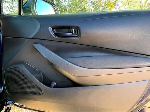 Used 2023 Toyota Corolla LE image 23