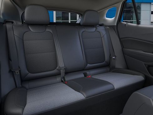 New 2025 Chevrolet Trax LT w/ Driver Confidence Package image 17