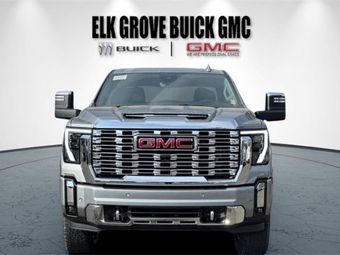 New 2026 GMC Sierra 2500 Denali w/ Denali Reserve Package image 9