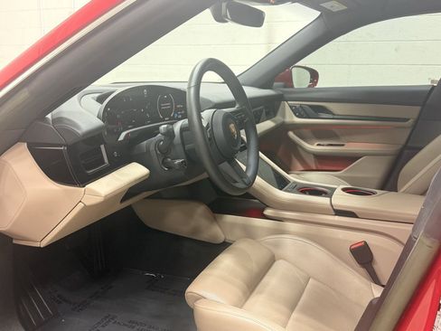 Used 2022 Porsche Taycan 4S image 13