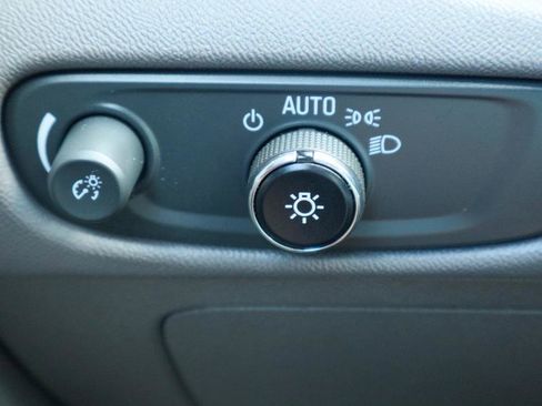 Used 2016 Chevrolet Malibu LT w/ Leather Package image 22