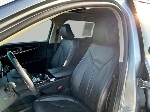 Used 2023 Lincoln Nautilus Reserve AWD/4WD image 21