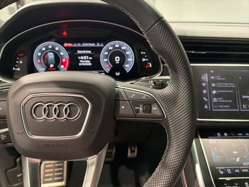 Used 2025 Audi SQ7 Prestige image 24