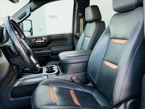 Used 2023 GMC Sierra 3500 AT4 w/ AT4 Premium Plus Package image 15