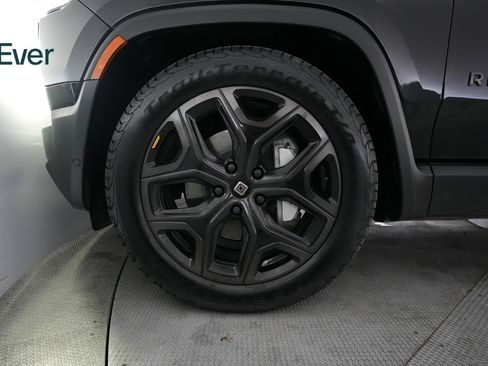 Used 2026 Rivian R1T Adventure AWD/4WD image 19