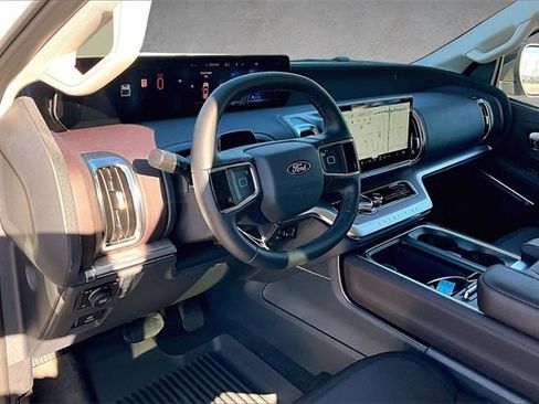 New 2026 Ford Expedition Max Platinum w/ Platinum Ultimate Package image 6