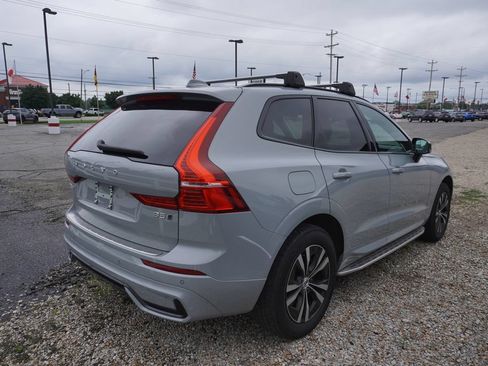 Used 2024 Volvo XC60 B5 Core AWD/4WD image 6