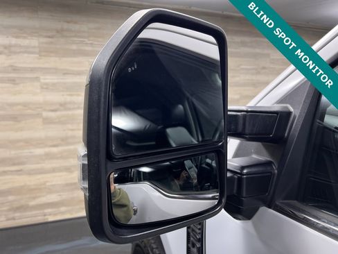Used 2024 Ford F250 Lariat w/ Chrome Package image 14
