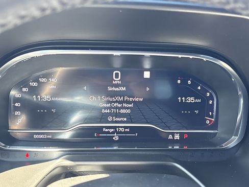 Used 2022 GMC Yukon SLT w/ SLT Premium Package image 34