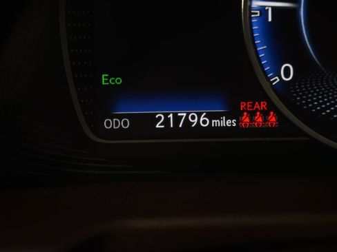 Used 2020 Lexus ES 350 Ultra Luxury w/ Accessory Package 2 FWD image 27