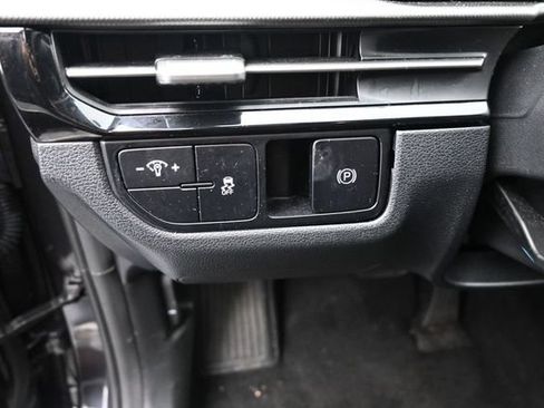 Used 2026 Kia Sportage LX FWD image 14