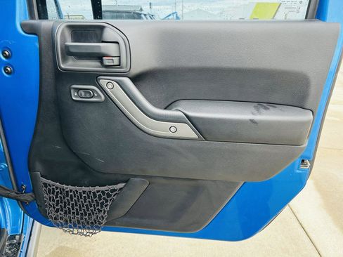 Used 2016 Jeep Wrangler Unlimited Sport image 23