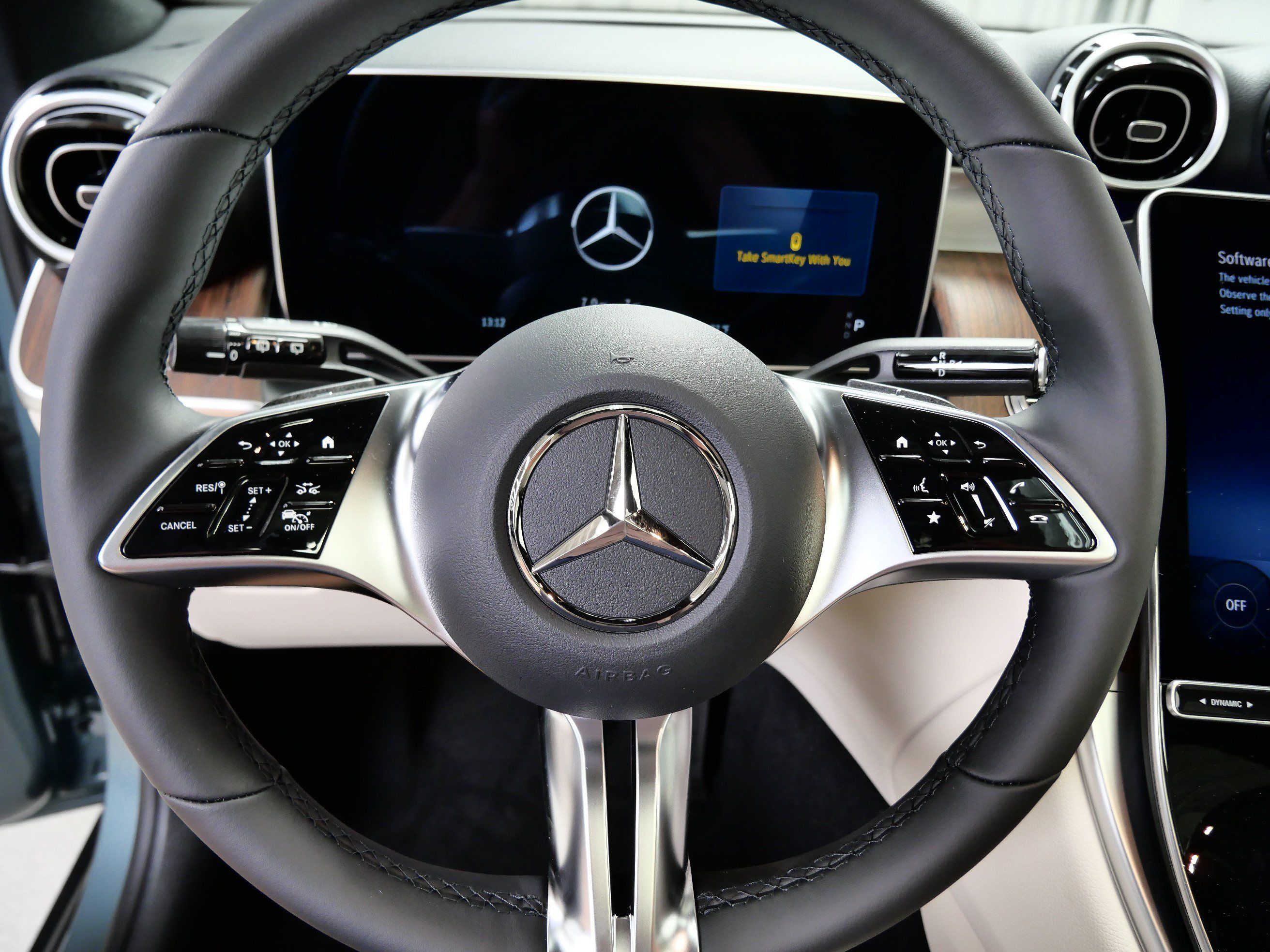 New 2027 Mercedes-Benz GLC 300 4MATIC image 12