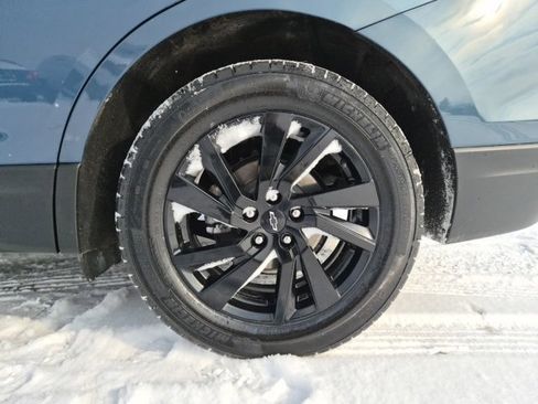 Used 2024 Chevrolet Equinox LS w/ LS Convenience Package image 11