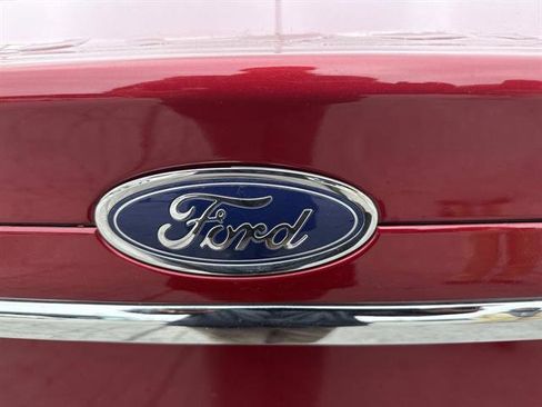 Used 2017 Ford Fusion SE w/ Fusion SE Technology Package image 7