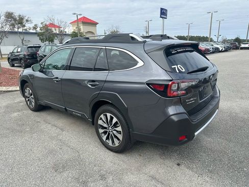 Used 2025 Subaru Outback Touring image 9