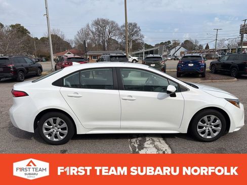 Used 2023 Toyota Corolla LE image 6