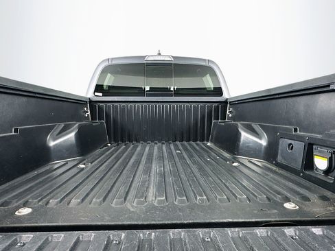 Used 2023 Toyota Tacoma TRD Off-Road image 27