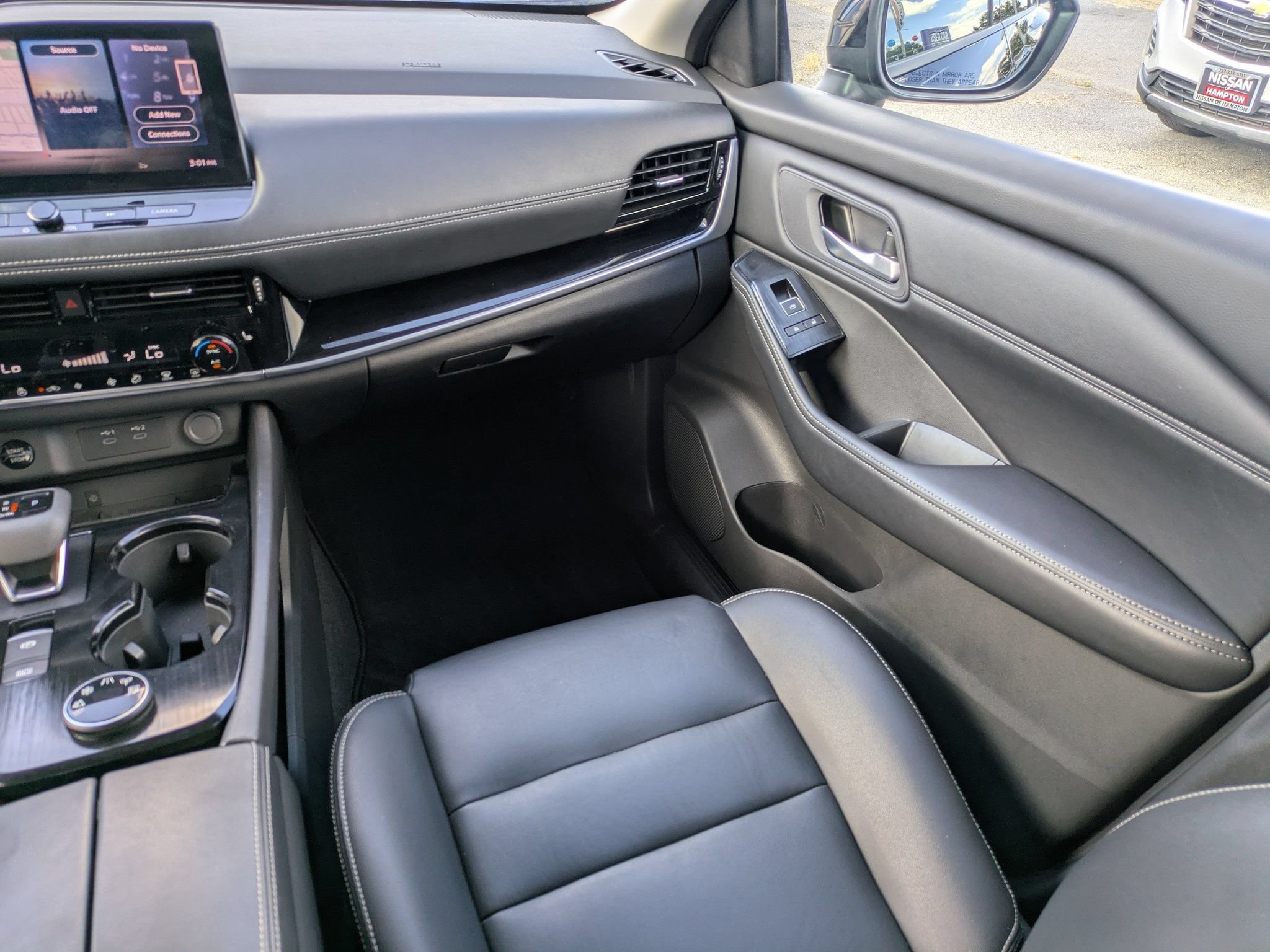 Certified 2026 Nissan Rogue SL AWD/4WD image 18