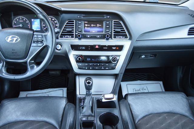 Used 2015 Hyundai Sonata Sport w/ Option Group 03 FWD image 19