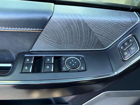 Used 2021 Ford F150 Platinum w/ Equipment Group 701A High image 19