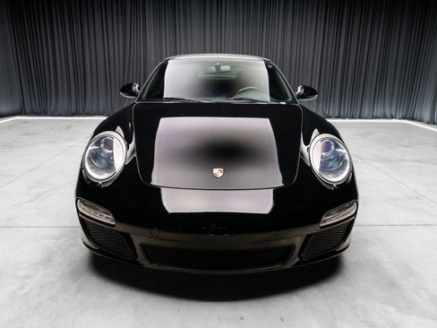 Used 2009 Porsche 911 Cabriolet image 10