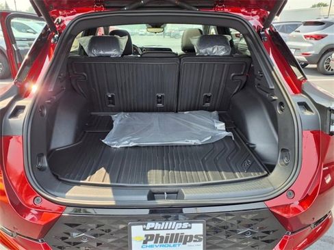 New 2025 Chevrolet Equinox EV RS image 24