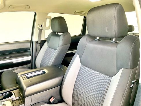 Used 2021 Toyota Tundra SR5 RWD image 17
