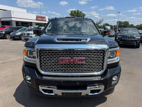Used 2017 GMC Sierra 2500 Denali w/ Snow Plow Prep Package AWD/4WD image 8