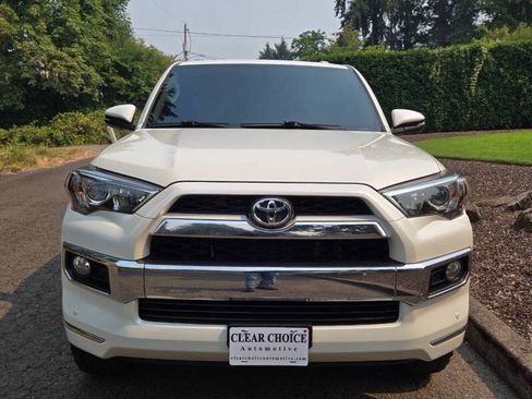 Used 2018 Toyota 4Runner Limited AWD/4WD image 10