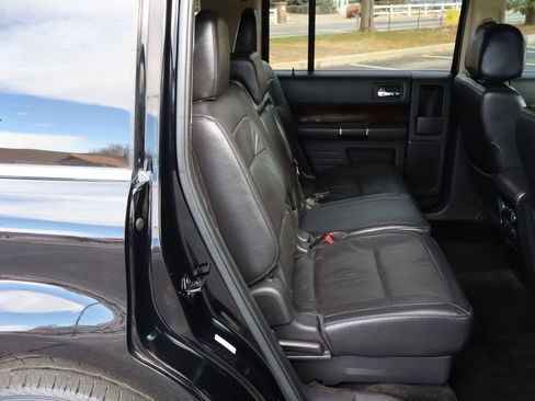 Used 2018 Ford Flex Limited image 23