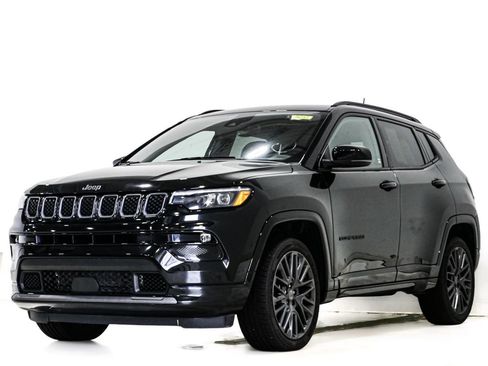 Used 2023 Jeep Compass High Altitude AWD/4WD image 3