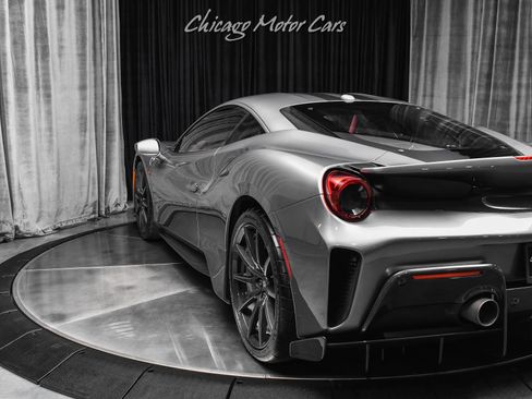 Used 2019 Ferrari 488 Pista Coupe RWD image 41