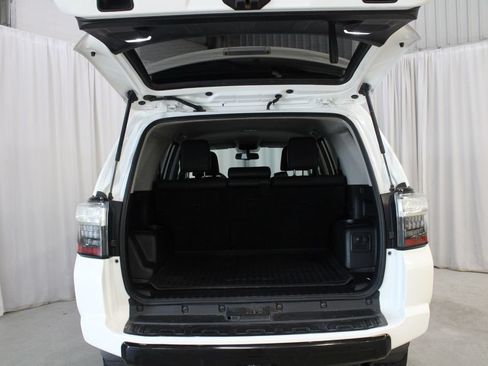 Used 2015 Toyota 4Runner TRD Pro AWD/4WD image 29