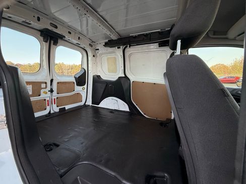 Used 2015 Ford Transit Connect XL image 20