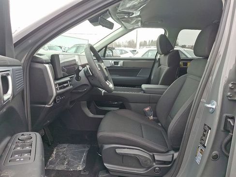 New 2026 Hyundai Santa Fe SE image 5