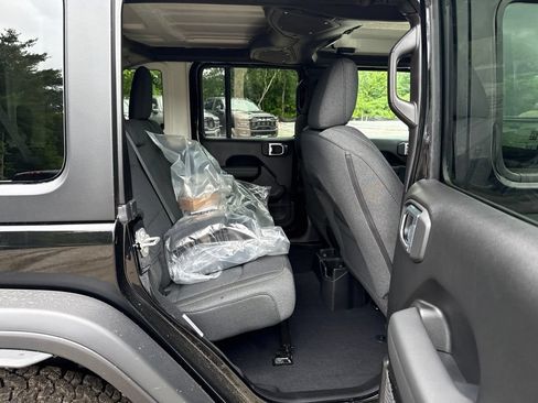 New 2026 Jeep Wrangler Unlimited Sport AWD/4WD image 22