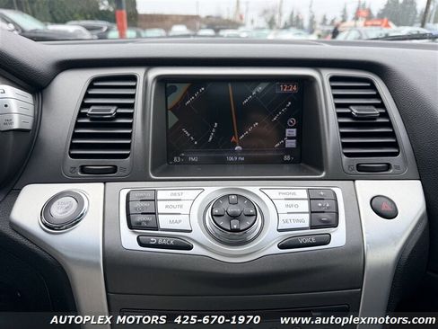 Used 2012 Nissan Murano SL w/ Navigation Pkg image 17